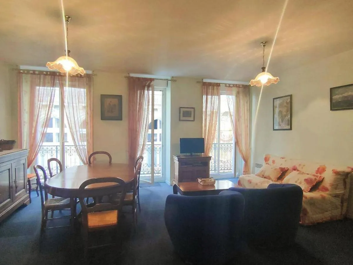 Apartment Spacieux Appartement 8 Pers. Avec Balcons, 2 Salles De Bain, Parking Gratuit - Cauterets - Fr-1-234-165