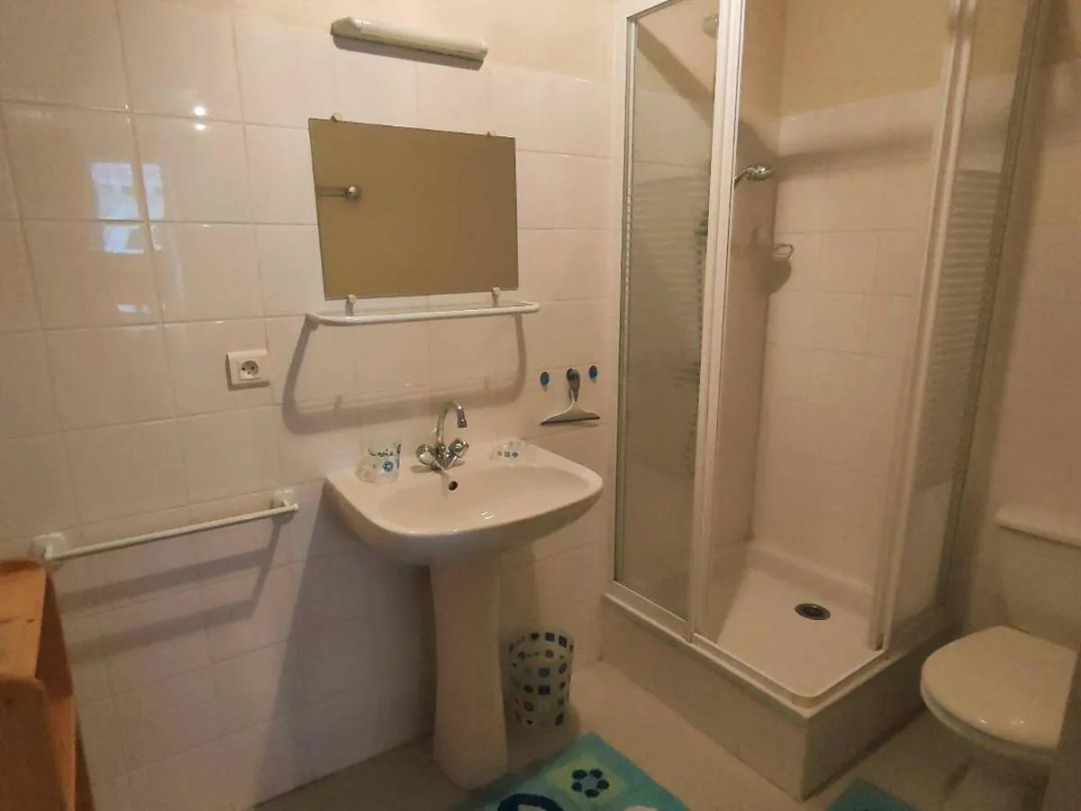 Spacieux Appartement 8 Pers. Avec Balcons, 2 Salles De Bain, Parking Gratuit - Cauterets - Fr-1-234-165