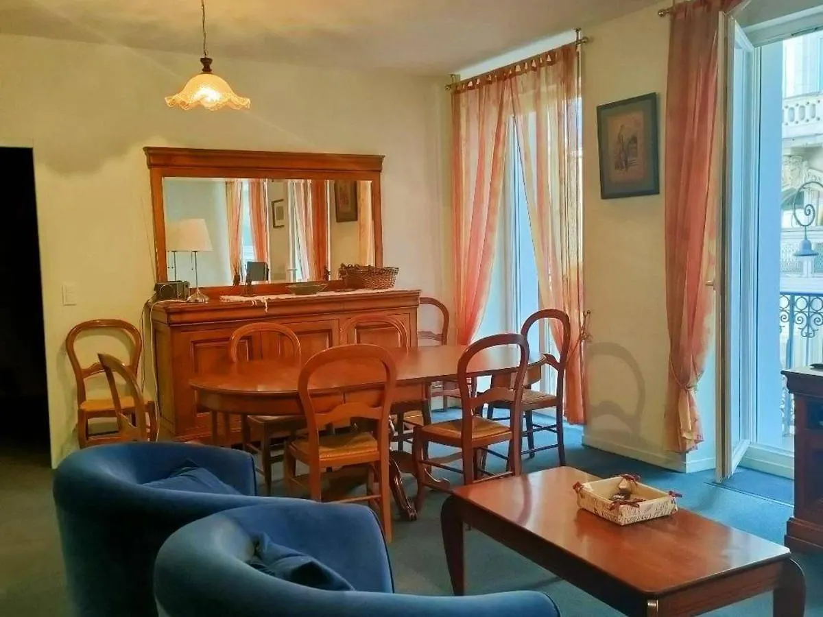 Apartment Spacieux Appartement 8 Pers. Avec Balcons, 2 Salles De Bain, Parking Gratuit - Cauterets - Fr-1-234-165