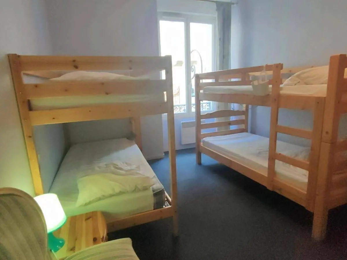Spacieux Appartement 8 Pers. Avec Balcons, 2 Salles De Bain, Parking Gratuit - Cauterets - Fr-1-234-165 Apartment
